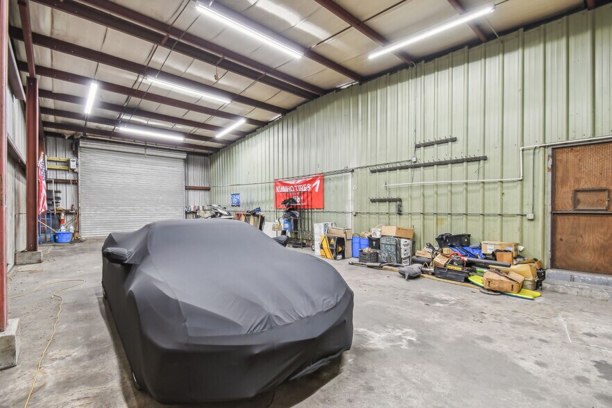 More Photos Of 304 Avenue E Sw, Winter Haven Industrial For Sale