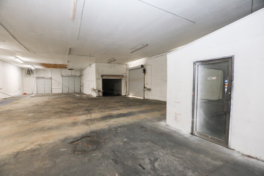 More Photos Of 5 Haynie St, Newnan Warehouse For Lease