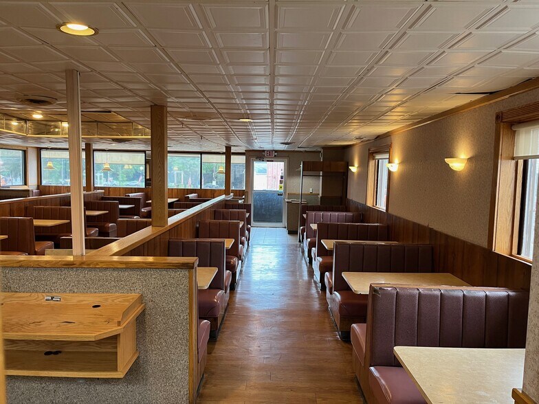 More Photos Of 20 N Main St, Honeoye Falls Restaurant For Sale