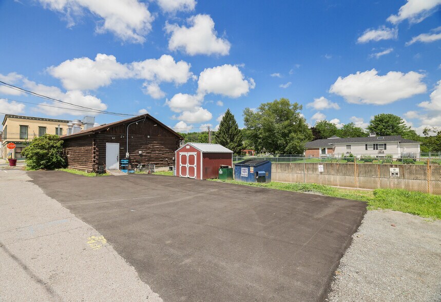 More Photos Of 121 Main Ave, Hawley General Retail For Sale