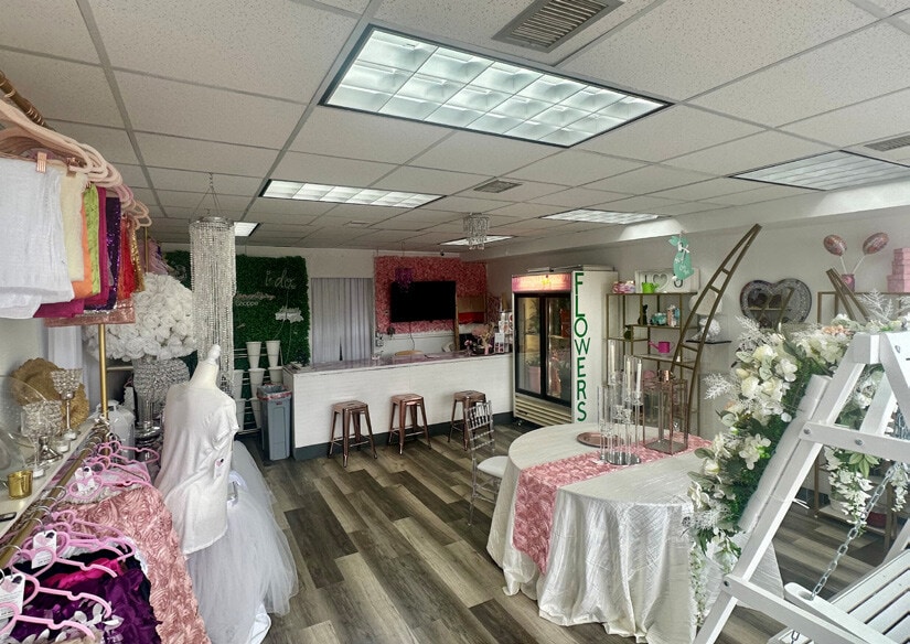 More Photos Of 26803 Harper Ave, Saint Clair Shores Storefront For Sale