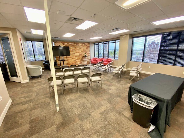 More Photos Of 1250 E 200 S, Lehi Office For Lease