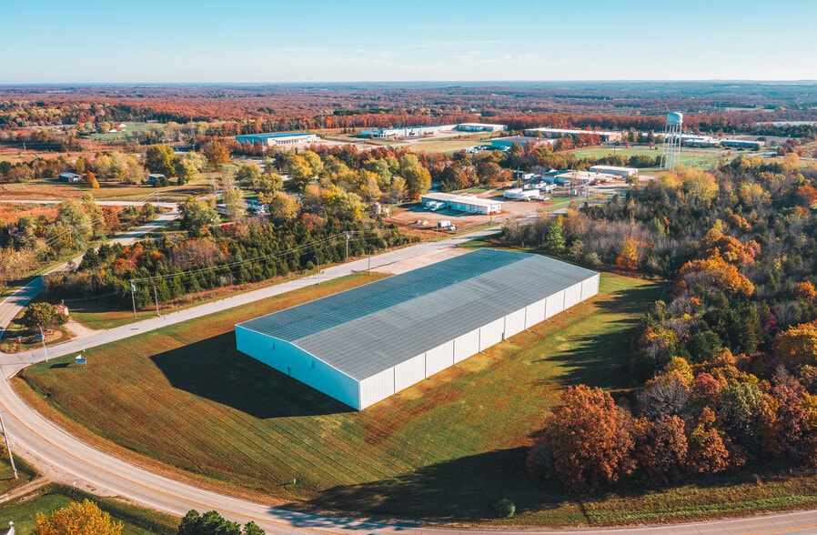 More Photos Of 3801 Hypoint Blvd, Rolla Warehouse For Lease