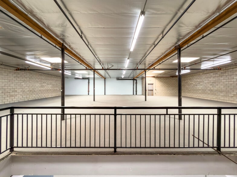 More Photos Of 537 S Glendora Ave, West Covina Freestanding For Sale