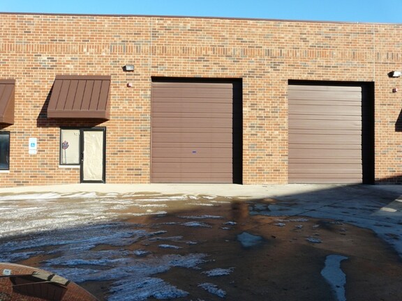 More Photos Of 141 Christopher Way, Fox Lake Warehouse For Lease