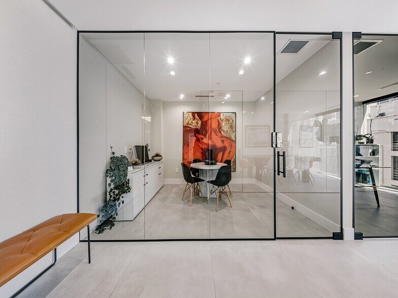 More Photos Of 150 SE 2nd Ave, Miami Office Residential For Sale