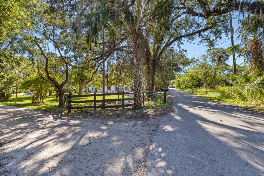 More Photos Of 17790 Caloosa Rd, Alva Apartments For Sale