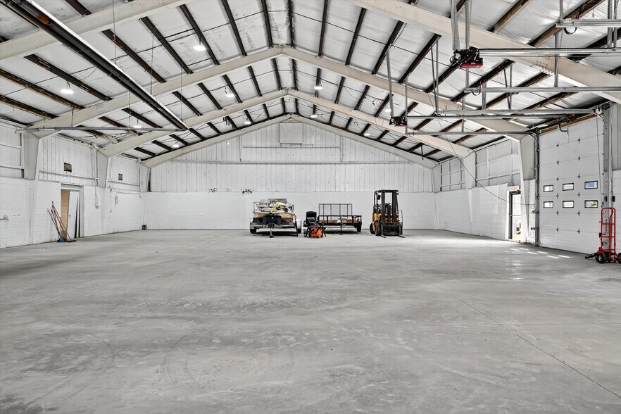 More Photos Of 98 Front St, Port Jervis Warehouse For Sale