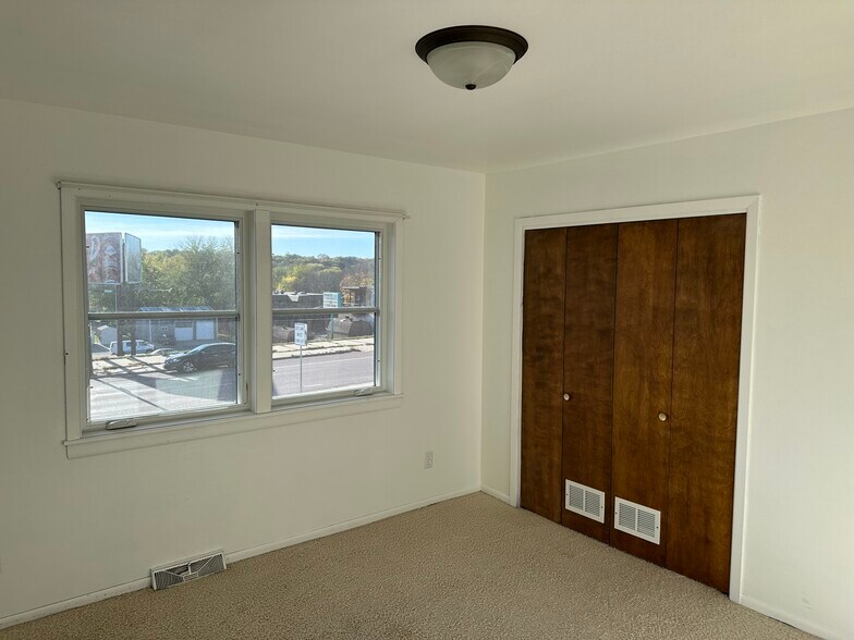 More Photos Of 1217 S Broadway St, New Ulm Storefront Retail Residential For Sale