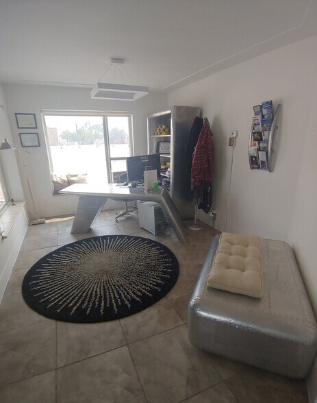 More Photos Of 105 8th Ave, Greeley Hotel For Sale