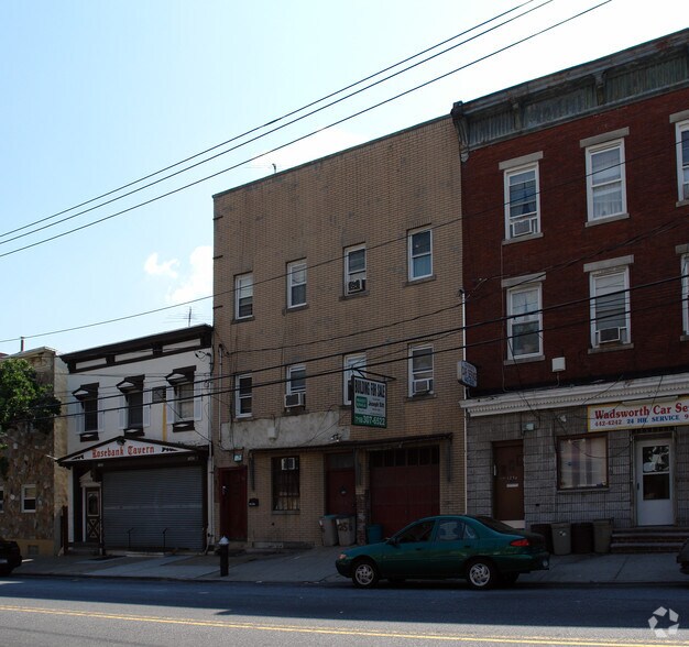 Primary Photo Of 1256 Bay St, Staten Island Apartments For Sale