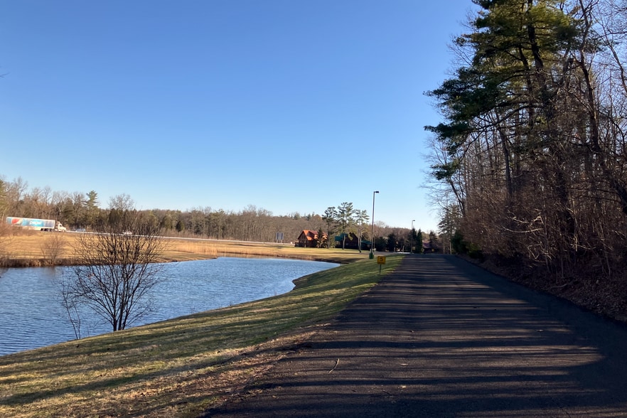 More Photos Of 60 Peoples Rd, Saugerties General Retail For Sale