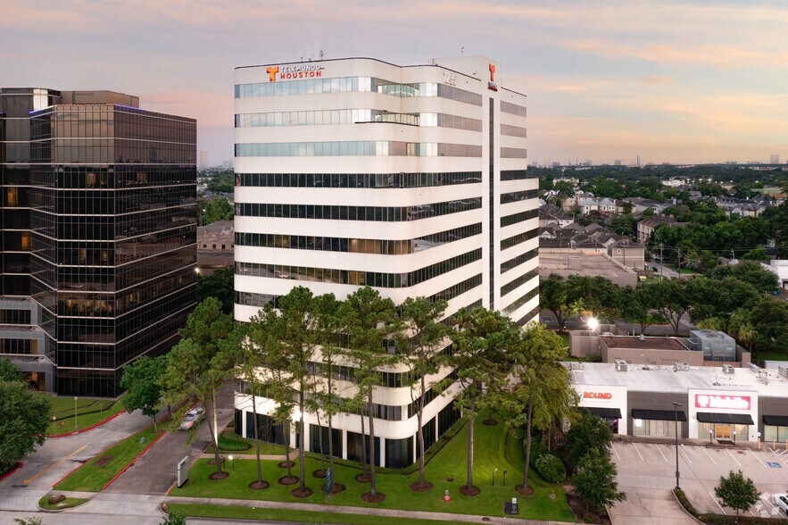 More Photos Of 1235 North Loop W, Houston Office For Lease