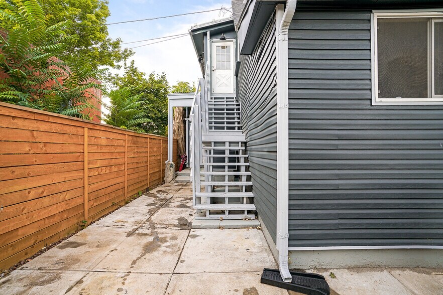 More Photos Of 701 Galapago St, Denver Apartments For Sale