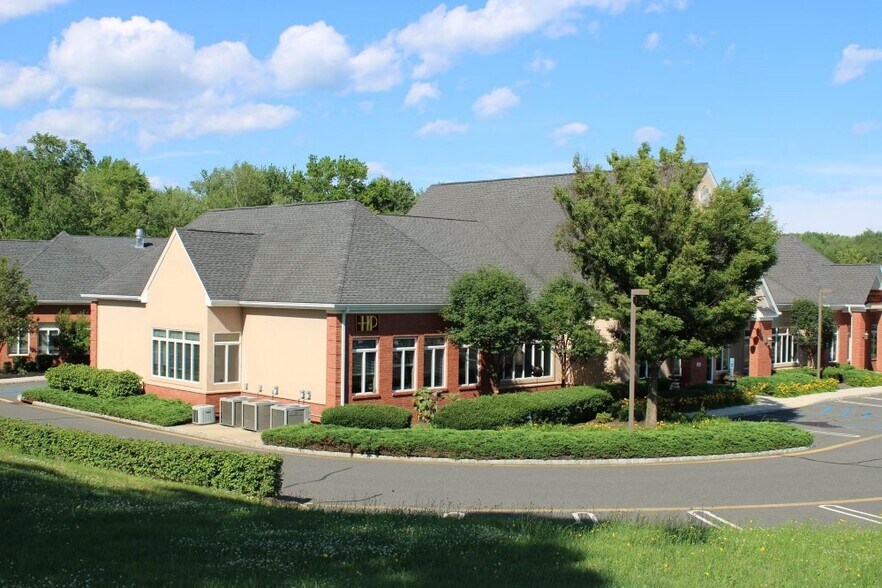 Primary Photo Of 516 State Route 33, Millstone Township Medical For Lease