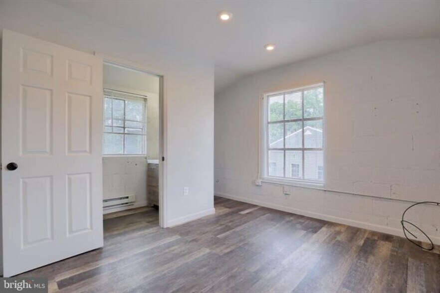 More Photos Of 938 Lititz Pike, Lititz Flex For Sale
