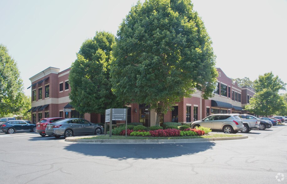 More Photos Of 1880 W Oak Pky, Marietta Coworking Space