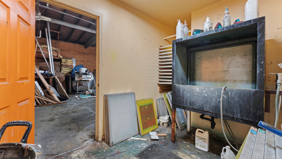More Photos Of 240 Hwy 101, Bandon Freestanding For Sale