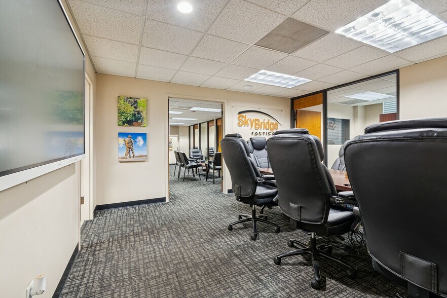 More Photos Of 707 N Franklin St, Tampa Office For Sale