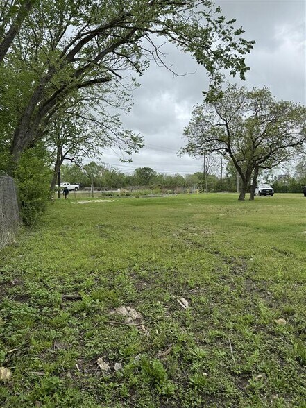 More Photos Of 9320 Highway 3, Houston Freestanding For Lease