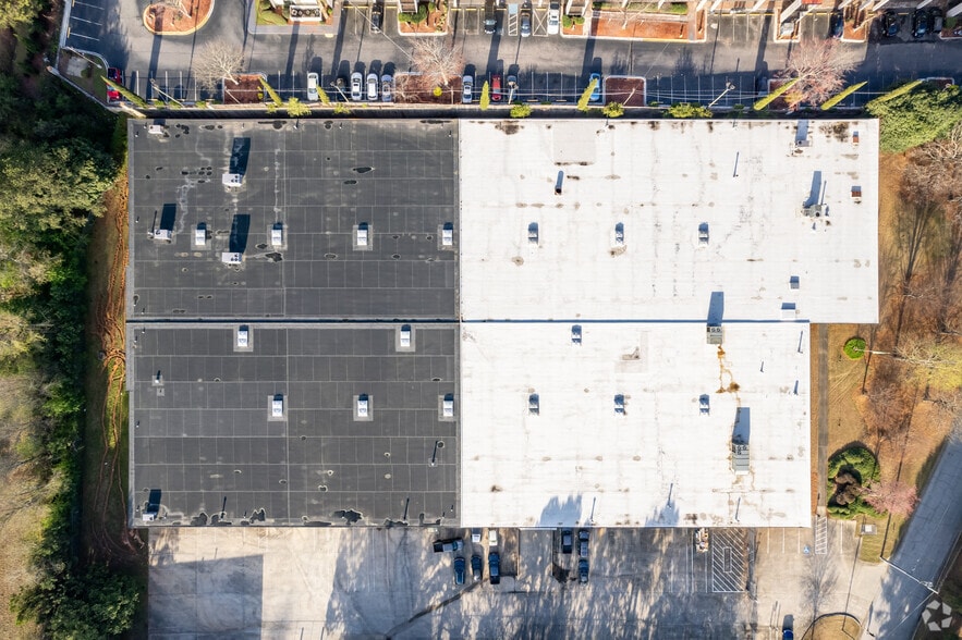 More Photos Of 4660 Hammermill Rd, Tucker Warehouse For Lease