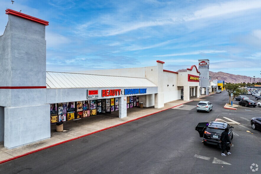 More Photos Of 4440 E Charleston Blvd, Las Vegas Supermarket For Lease
