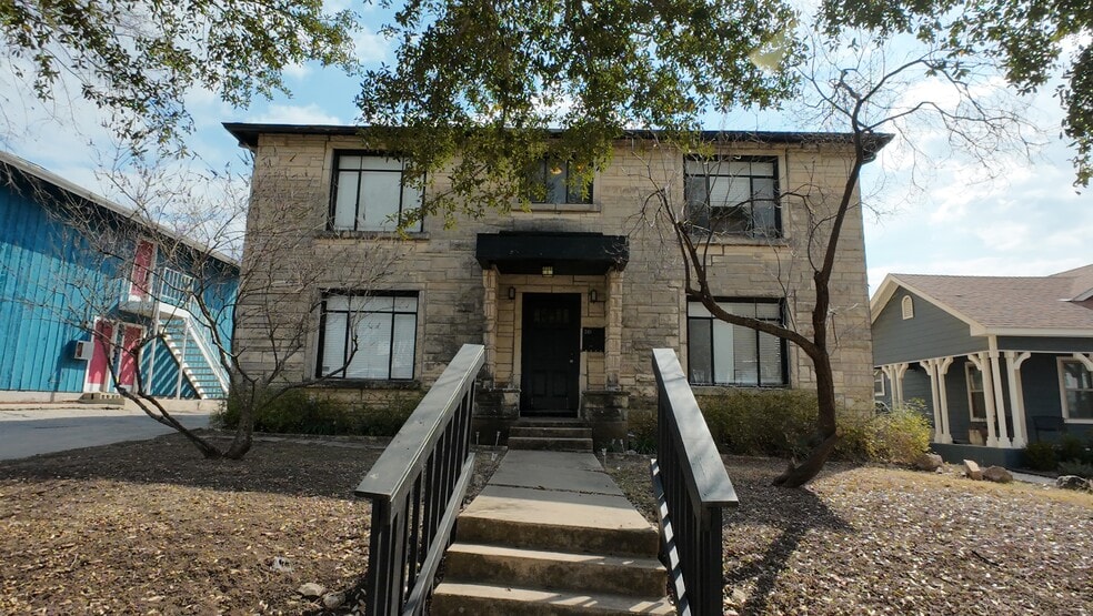 More Photos Of 340 Natalen Ave, San Antonio Multifamily For Sale