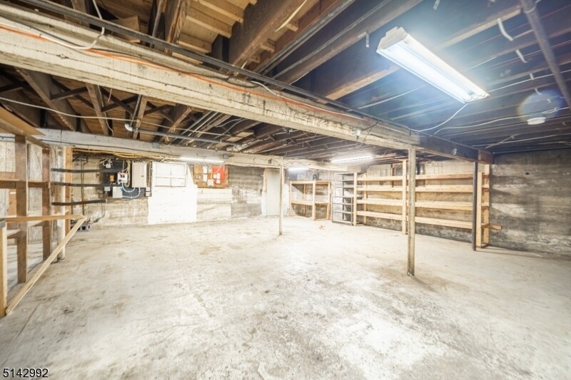 More Photos Of 324 Ringwood Ave, Pompton Lakes Storefront Retail Residential For Lease