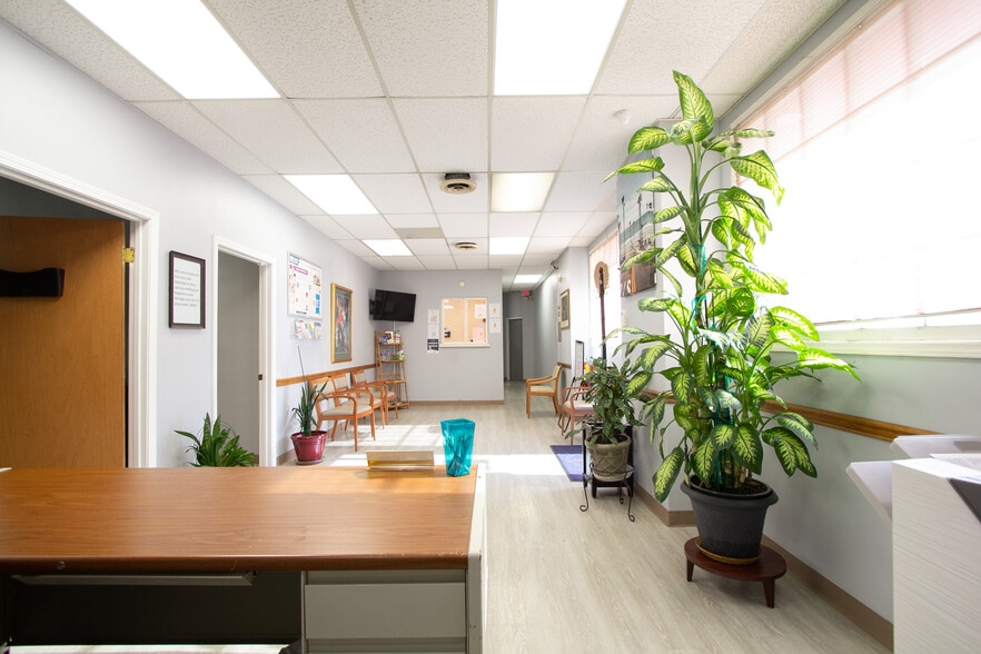 More Photos Of 1795 Washington Rd, East Point Office For Sale