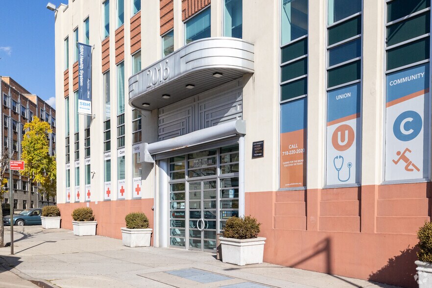More Photos Of 2016 Bronxdale Ave, Bronx Medical For Lease