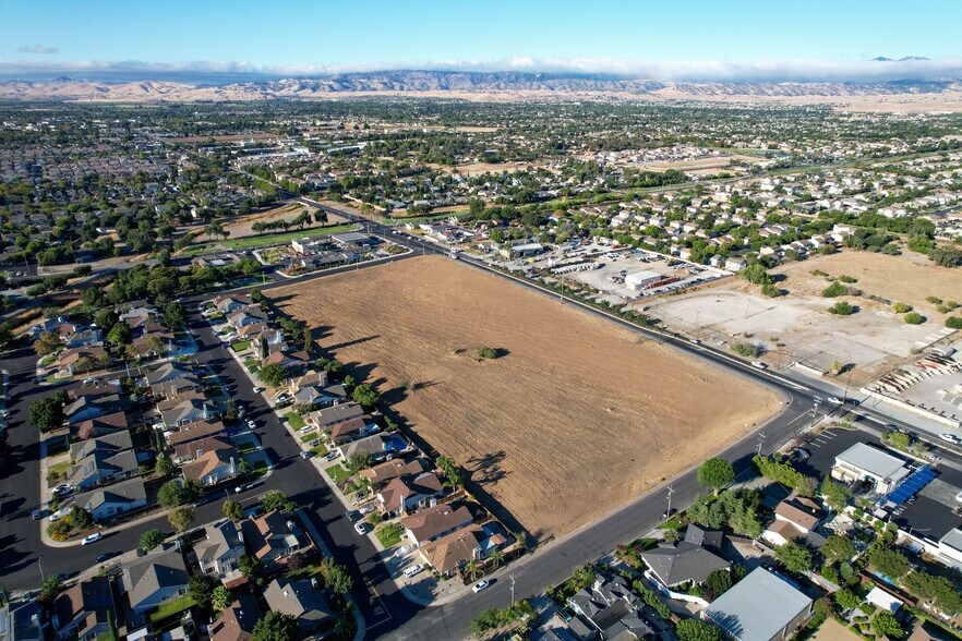 More Photos Of Brentwood Blvd., Brentwood Land For Sale