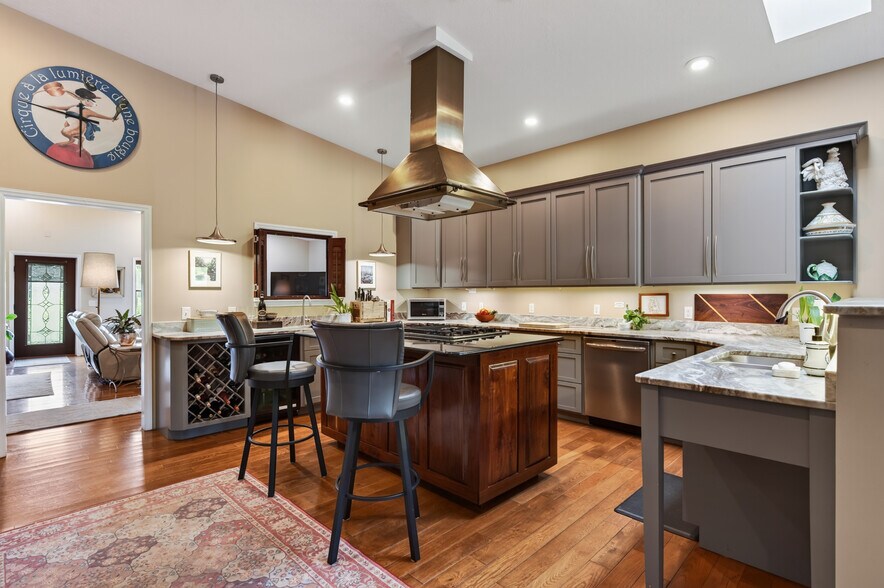 More Photos Of 1661 Turner Spur Rd, Fancy Gap Healthcare For Sale