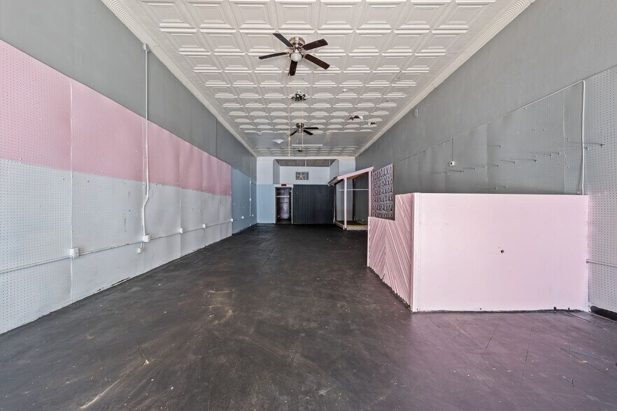 More Photos Of 101-105 S Scales St, Reidsville Storefront Retail Office For Sale