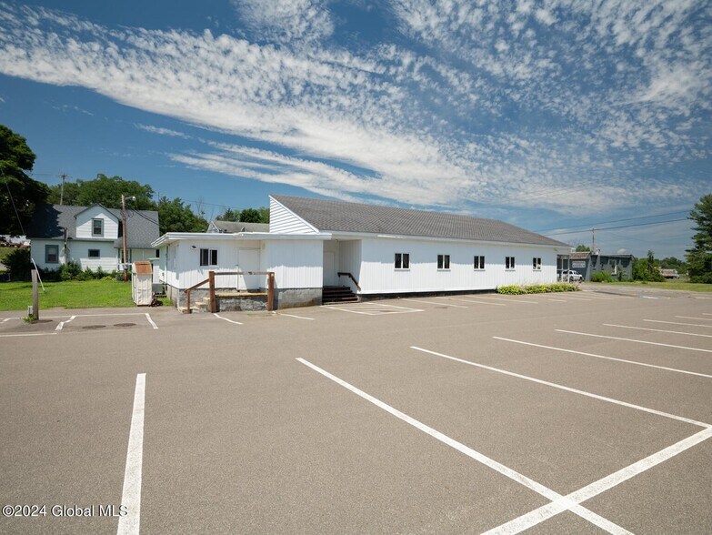 More Photos Of 1006 NY-9H Rt, Ghent Restaurant For Sale