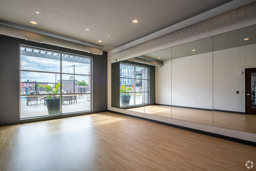 More Photos Of 811 Washington Ave S, Minneapolis Apartments For Lease