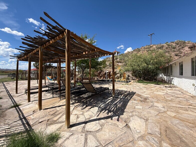 More Photos Of 2200 County Rd D061, Las Cruces Hotel For Sale