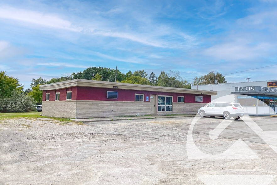 Primary Photo Of 7559-7561 Highland Rd, Waterford Medical For Sale