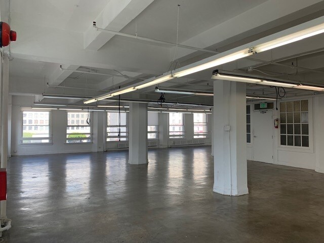More Photos Of 656 S Los Angeles St, Los Angeles Loft Creative Space For Lease