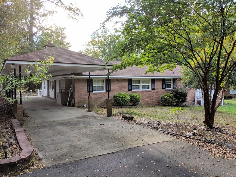 More Photos Of 104 Round Knob Rd, Lexington Office For Sale