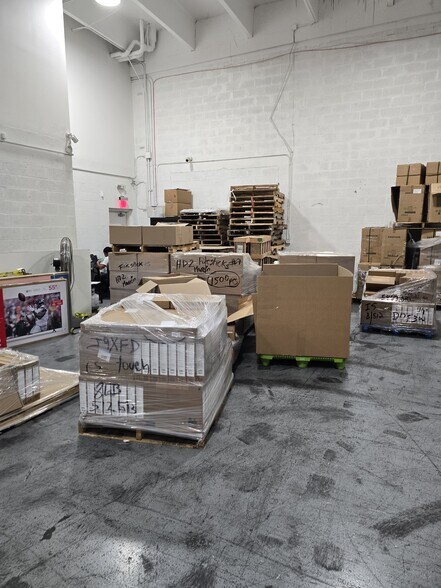 More Photos Of 4696 NW 74th Ave, Miami Industrial For Lease