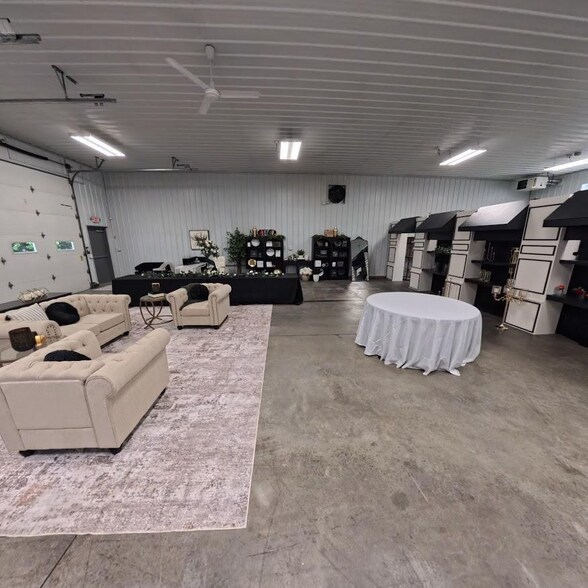 More Photos Of 215 Mauch Chunk St, Pottsville Flex For Sale