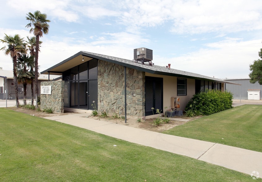 Primary Photo Of 1600 S Union Ave, Bakersfield Office For Lease