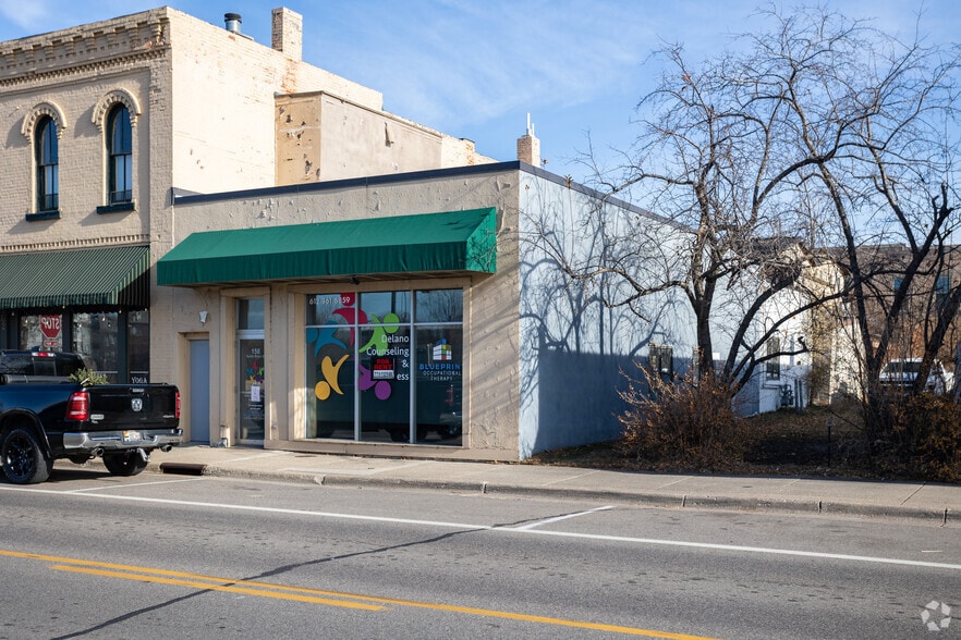 Primary Photo Of 158 River St N, Delano Office For Sale