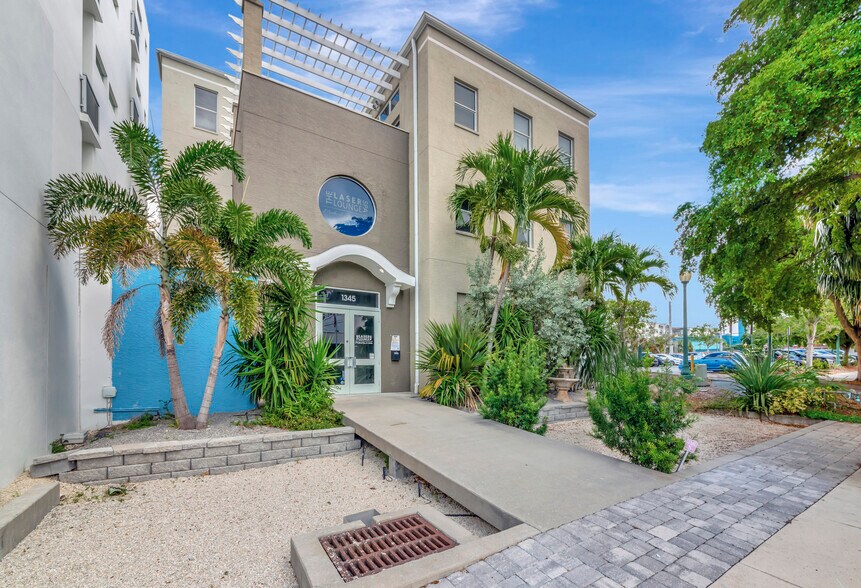 Primary Photo Of 1345 2nd St, Sarasota Office Residential For Sale