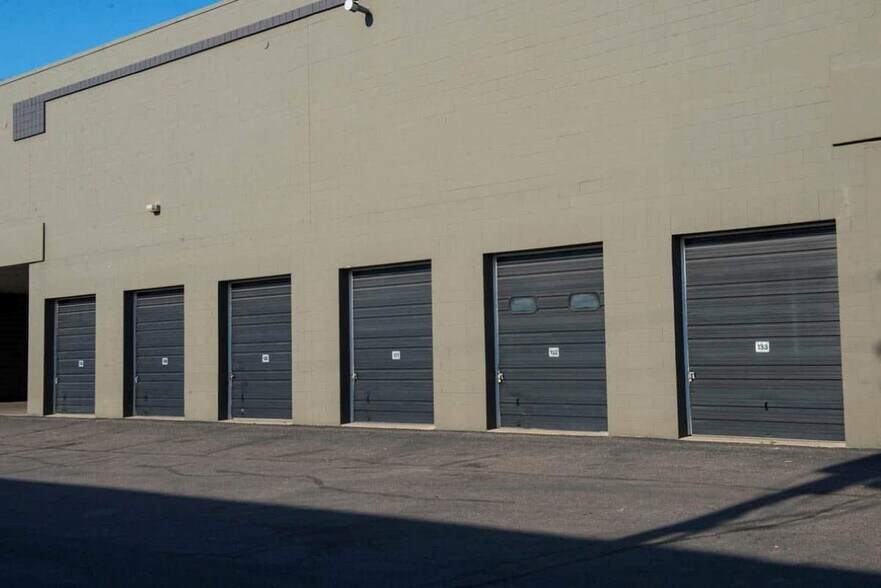 More Photos Of 6305 Cambridge St, Saint Louis Park Warehouse For Lease