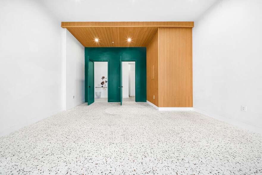 More Photos Of 37-29 32nd St, Long Island City Apartments For Lease