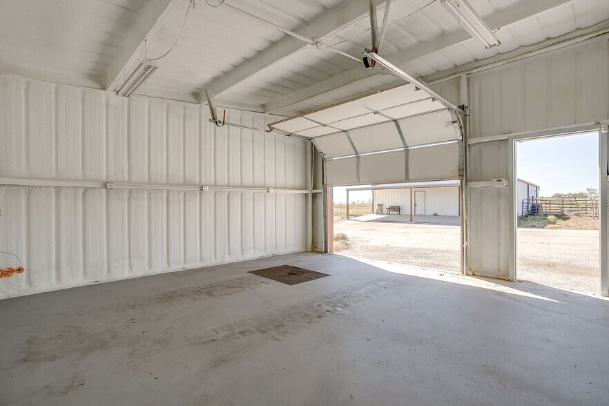 More Photos Of 13300 Cleburne Hwy, Cresson Industrial For Sale