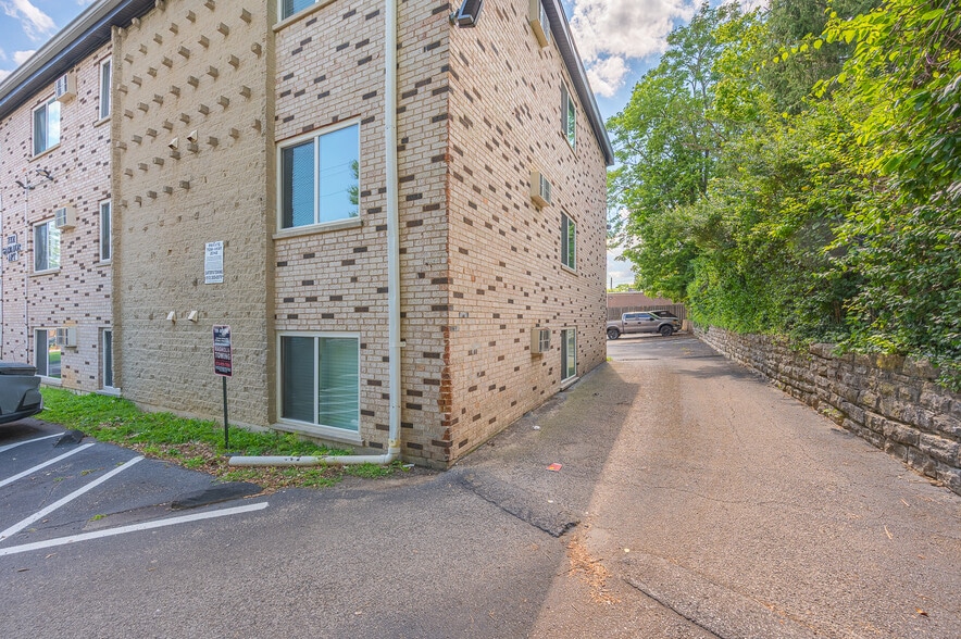 More Photos Of 2301 Salvador St, Cincinnati Apartments For Sale
