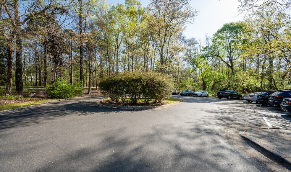 More Photos Of 1307 W Woodcroft Pky, Durham Office For Sale