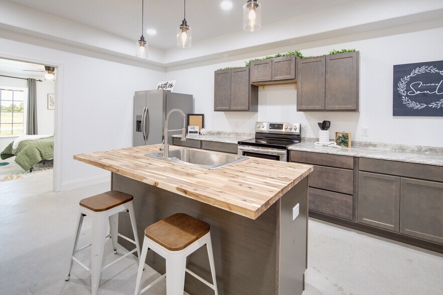 More Photos Of 1235 Kelley Woods Ln, Franklin Specialty For Sale